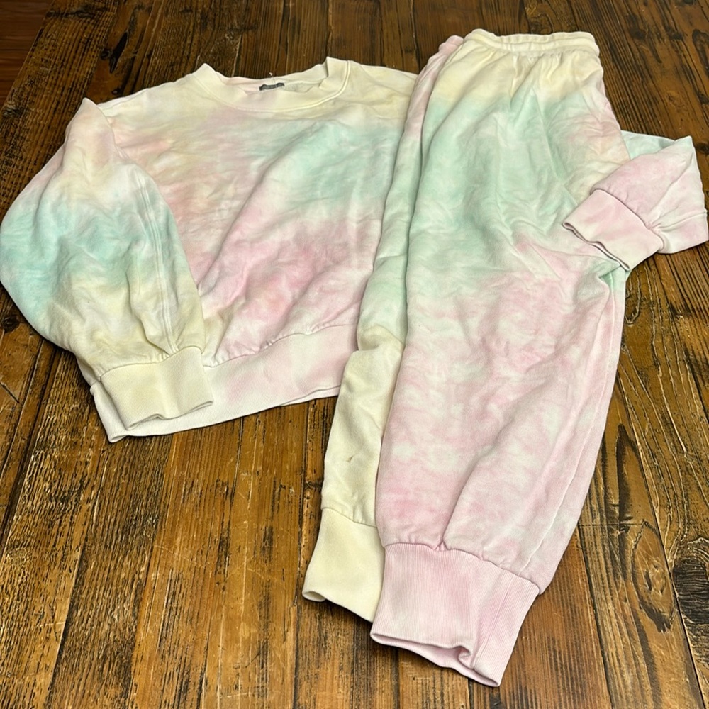 GAP Tie Dye Sweatshirt/Pant Set